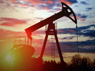 Нефть на перепутье: рост добычи в США и ОПЕК+ может обрушить баррель